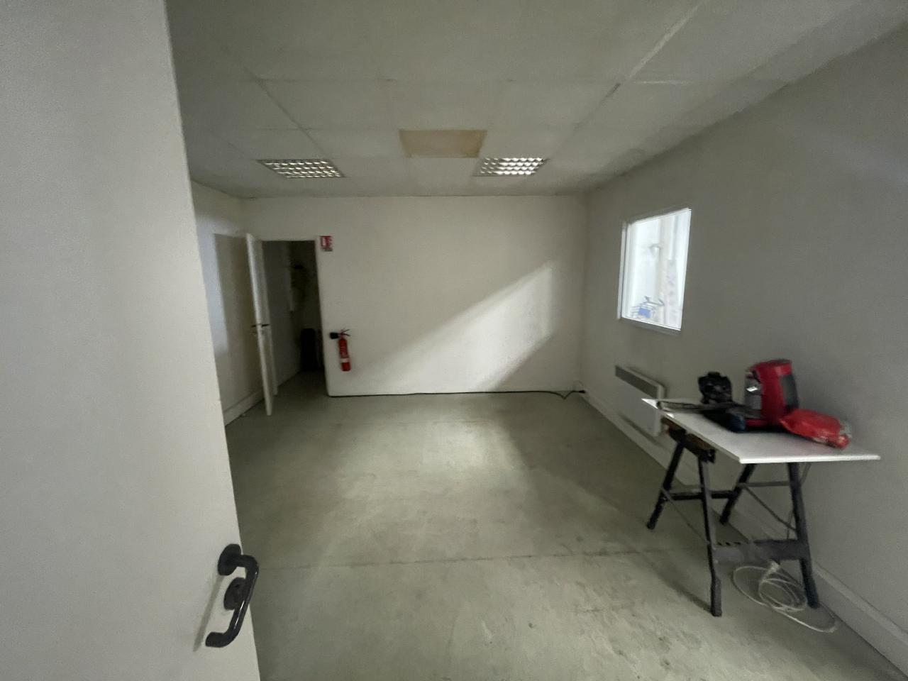 Local d'activité Jouy-aux-Arches 400m² Vente local d'activité Jouy-aux-Arches Moselle OVACT2422269 3